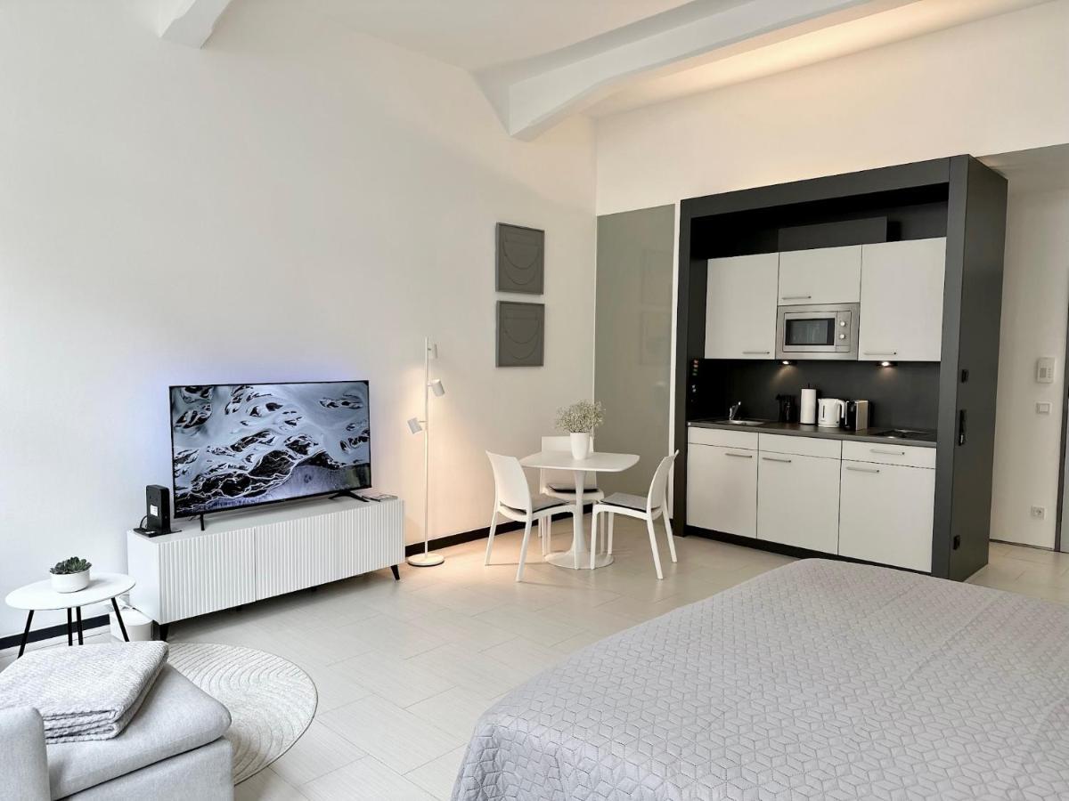 Apartment Meos 2 -zentrum-hofblick-gym-netflix Leipzig